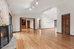 5325 Hideaway Dr, Chapel Hill, NC 27516 - Photo 13