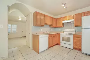 424 Jeffries St, Burlington, NC 27217 - Photo 7