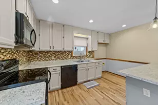 308 Long Needle Dr, Clayton, NC 27520 - Photo 13