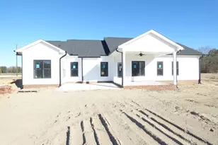 628 Tart Town Rd, Dunn, NC 28334 - Photo 25