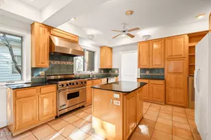 907 W Johnson St, Raleigh, NC 27605 - Photo 15