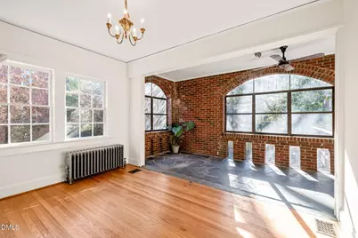 907 W Johnson Street, Raleigh, NC 27605 - Photo 9