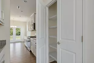 553 Hipwood Dr, Zebulon, NC 27597 - Photo 7