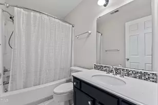 4350 Hunters Club Dr, Raleigh, NC 27606 - Photo 17