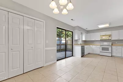 4350 Hunters Club Drive, Raleigh, NC 27606 - Photo 7