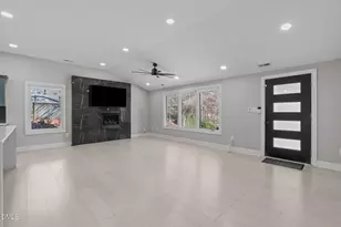 3513 Brook Dr, Raleigh, NC 27609 - Photo 5