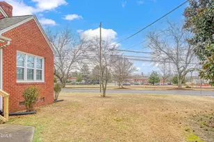 629 E Main St, Clayton, NC 27520 - Photo 37