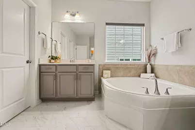 517 Henmore Brook Drive, Cary, NC 27519 - Photo 33