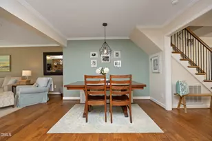 1105 Manchester Dr, Raleigh, NC 27609 - Photo 9