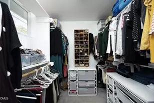 1105 Manchester Dr, Raleigh, NC 27609 - Photo 41