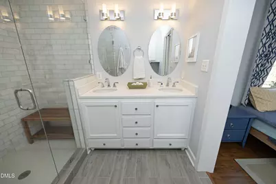 1105 Manchester Drive, Raleigh, NC 27609 - Photo 37