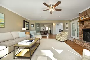 1105 Manchester Dr, Raleigh, NC 27609 - Photo 19