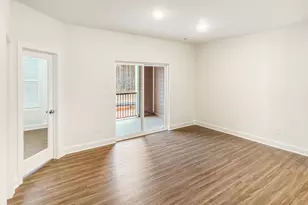 10531 Pleasant Br Dr, Raleigh, NC 27614 - Photo 9