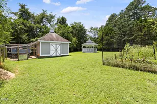 201 Weathervane Dr, Carrboro, NC 27510 - Photo 47