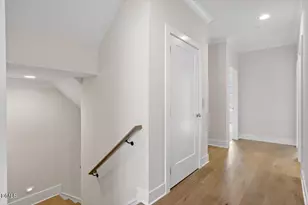 810 Maple Berry Ln, Raleigh, NC 27607 - Photo 17