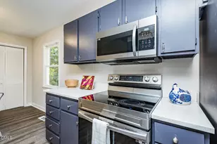 136 Loblolly Ln, Chapel Hill, NC 27516 - Photo 11