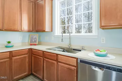 608 Prairie Meadows Court, Cary, NC 27519 - Photo 17