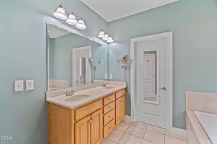 5628 Voorhees Ln, Holly Springs, NC 27540 - Photo 23