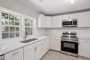 604 E Townsend St, Dunn, NC 28334 - Photo 11