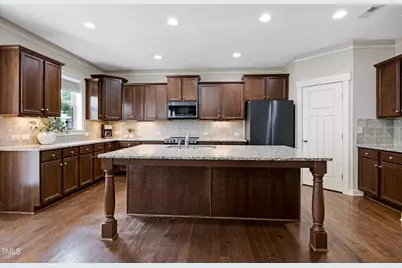 719 Shoals Lake Drive, Fuquay-Varina, NC 27526 - Photo 13