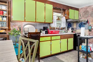 209 SE Railroad St, Whitakers, NC 27891 - Photo 5