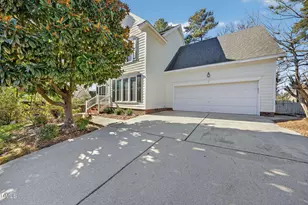 105 Legend Oaks Ct, Cary, NC 27513 - Photo 5