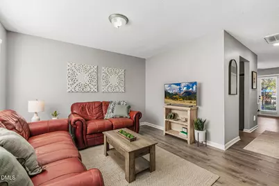 123 Old Cooper Square #Unit M3, Chapel Hill, NC 27517 - Photo 5