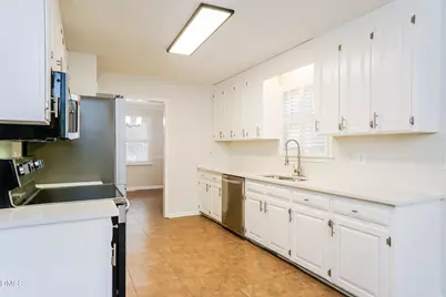 689 N Benton Street, Angier, NC 27501 - Photo 5