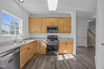 4717 Parr Vista Court, Raleigh, NC 27612 - Photo 9