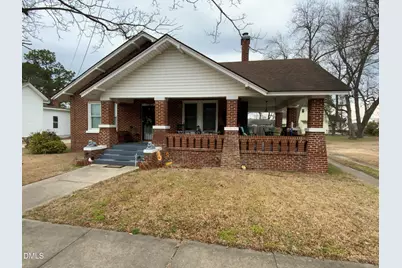 304 W Harnett Street, Dunn, NC 28334 - Photo 1