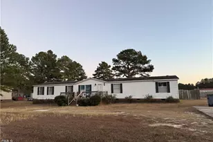 270 Meadowfield Cir, Aberdeen, NC 28315 - Photo 1