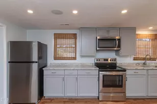 101 W Pine Forest Rd, Mount Olive, NC 28365 - Photo 5