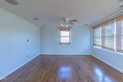 101 W Pine Forest Road, Mount Olive, NC 28365 - Photo 3