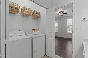 215 Savannah Ridge Rd, Holly Springs, NC 27540 - Photo 25