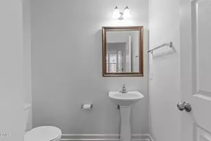 215 Savannah Ridge Rd, Holly Springs, NC 27540 - Photo 19