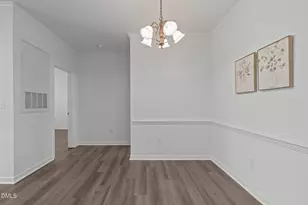 215 Savannah Ridge Rd, Holly Springs, NC 27540 - Photo 11