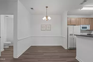 215 Savannah Ridge Rd, Holly Springs, NC 27540 - Photo 7