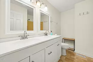 1920 White Plains Rd, Chapel Hill, NC 27517 - Photo 17