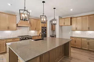 136 Ogden Cir, Clayton, NC 27527 - Photo 9