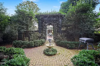 208 Hempstead Place, Charlotte, NC 28207 - Photo 35