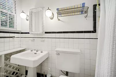 208 Hempstead Place, Charlotte, NC 28207 - Photo 23