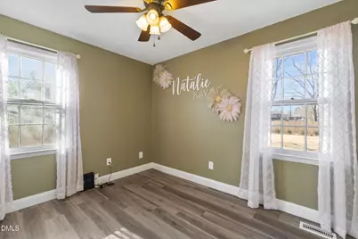 208 S Webb Street, Selma, NC 27576 - Photo 11