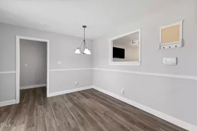 208 S Webb Street, Selma, NC 27576 - Photo 9