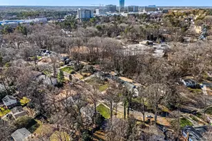 4208 Redington Dr, Raleigh, NC 27609 - Photo 41