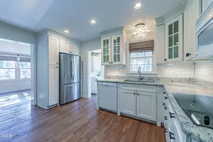 610 Devereux St, Raleigh, NC 27605 - Photo 3