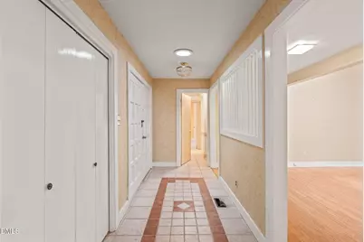 530 E Park Avenue, Nashville, NC 27856 - Photo 5