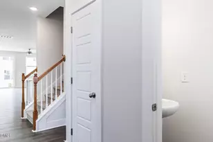 31 Silver Pne Dr, Angier, NC 27501 - Photo 17