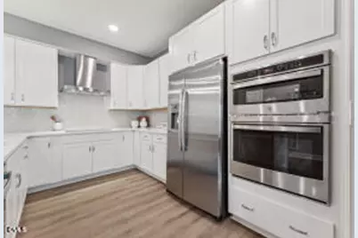 110 Byrum Street #105, Cary, NC 27511 - Photo 5