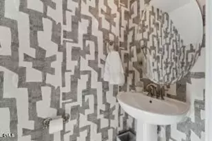 110 Byrum St, Cary, NC 27511 - Photo 9