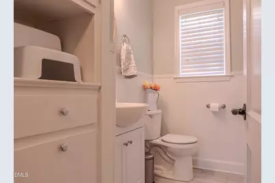 417 Glenwood Avenue, Burlington, NC 27215 - Photo 17